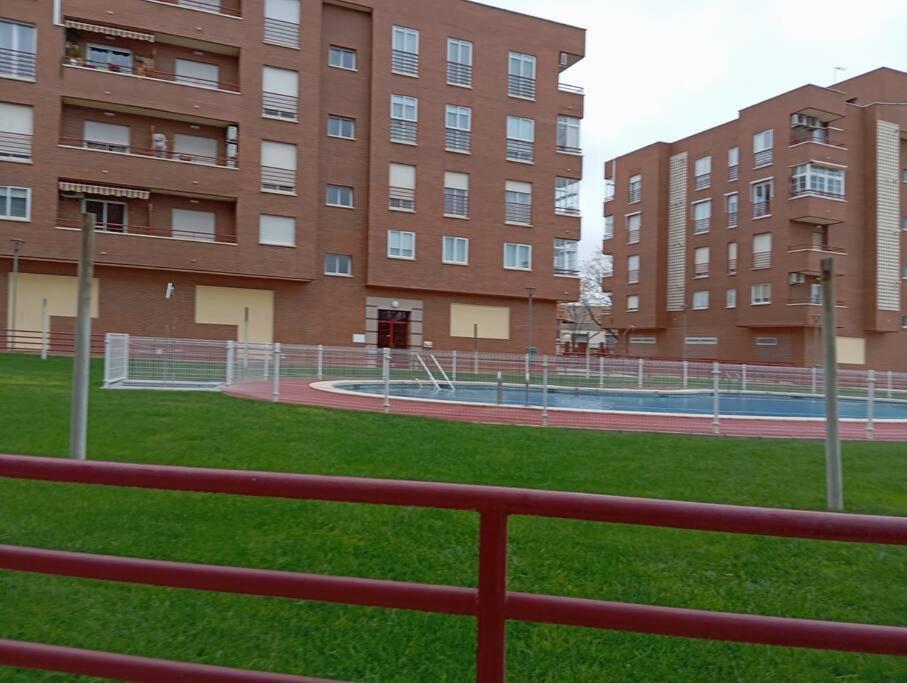 Buen Lugar Trabajo Y Familiar Daire Ciudad Real Dış mekan fotoğraf